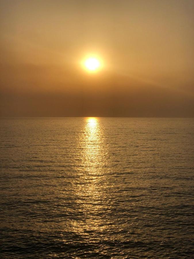 Sunset Apartments Berdenesh Sarandë Eksteriør billede