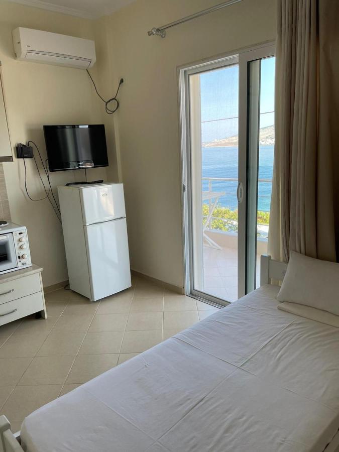 Sunset Apartments Berdenesh Sarandë Eksteriør billede