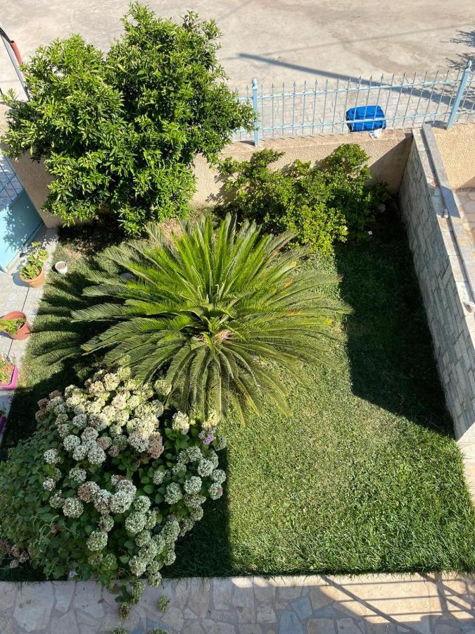 Sunset Apartments Berdenesh Sarandë Eksteriør billede