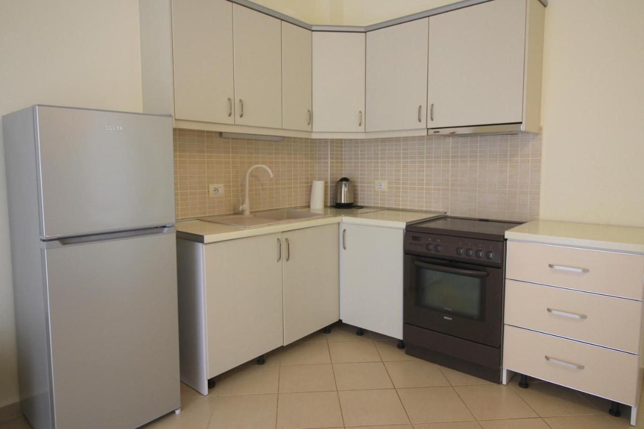 Sunset Apartments Berdenesh Sarandë Eksteriør billede